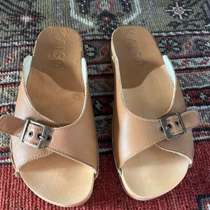 NWOT Kalso  Serenity Earth Sandals